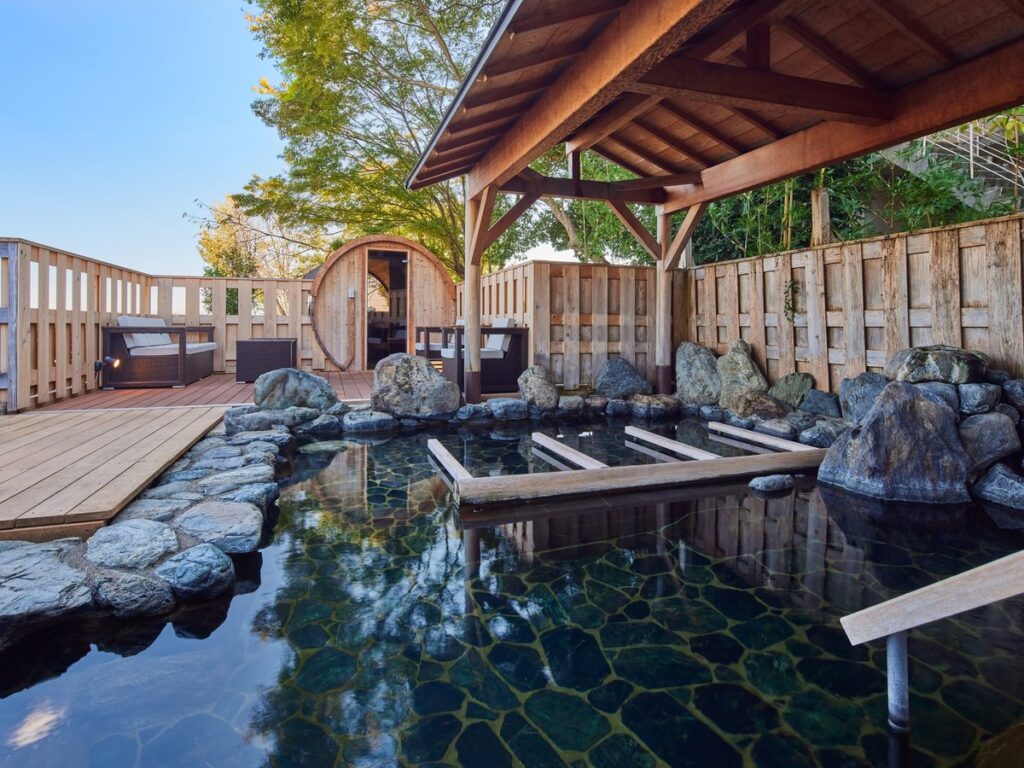 びわこ緑水亭 露天風呂