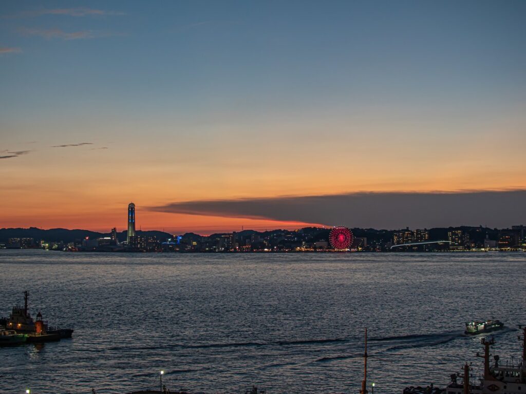 プレミアホテル門司港 ホテル最上階ラウンジ 景観