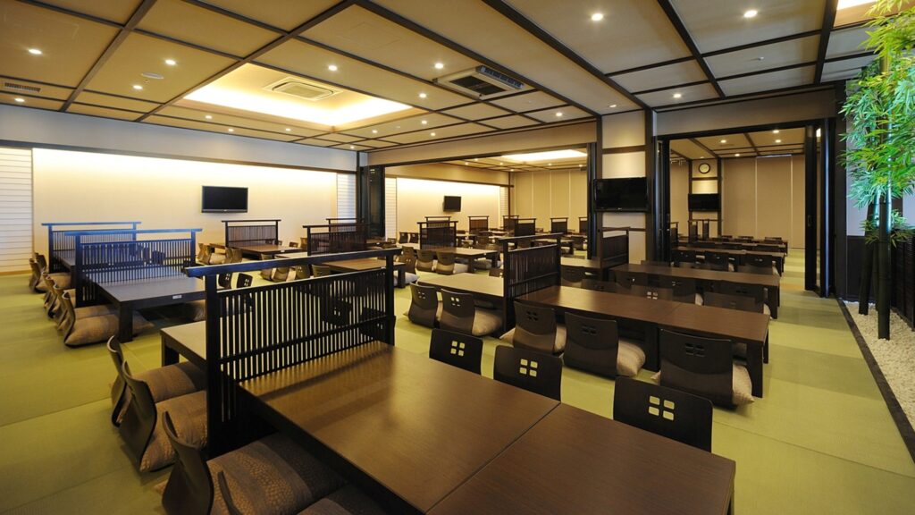 東京・湯河原温泉 万葉の湯 お食事処