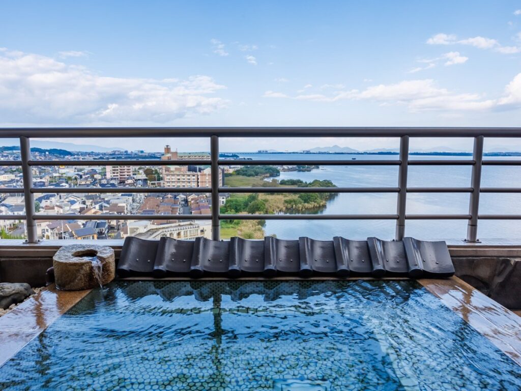 琵琶湖グランドホテル・京近江 京近江特別室 露天風呂