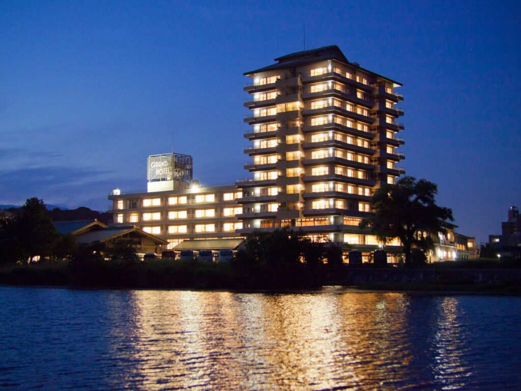 琵琶湖グランドホテル・京近江 夜景