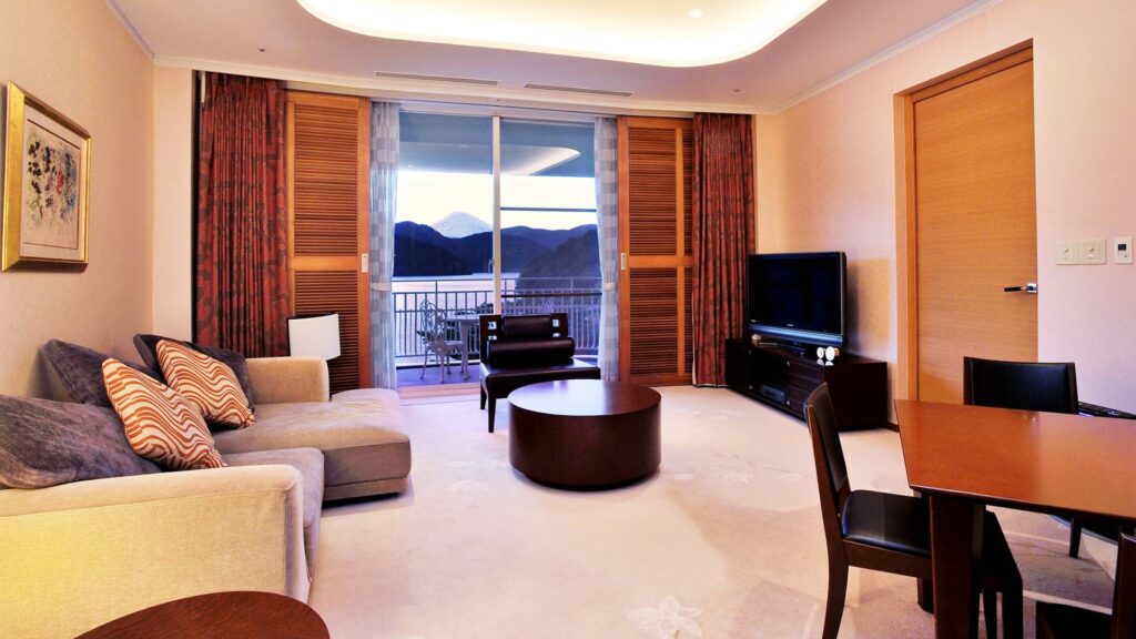 ザ プリンス 箱根芦ノ湖 本館 スイートルーム