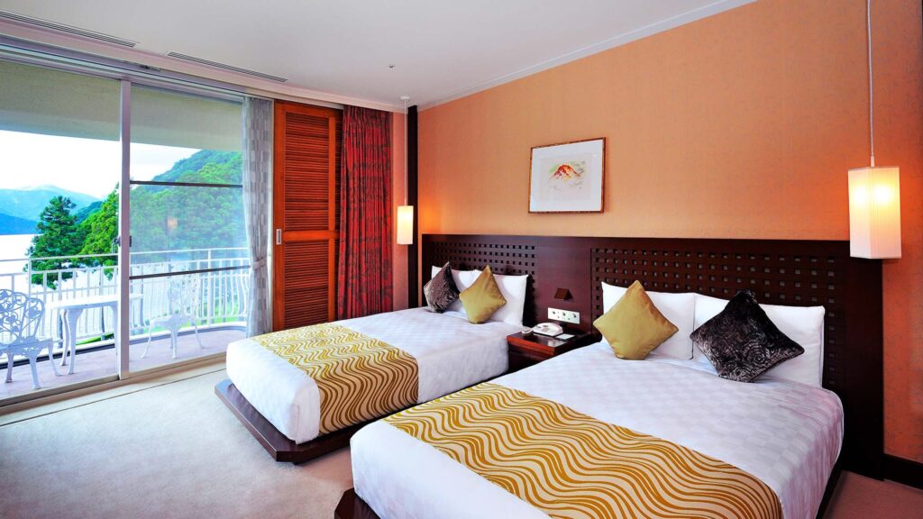 ザ プリンス 箱根芦ノ湖 本館 スイートルーム ベッドルーム