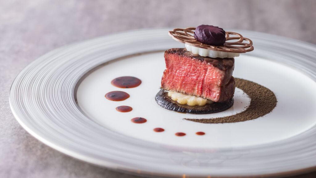 ザ プリンス 箱根芦ノ湖 本館 ル・トリアノン ディナー