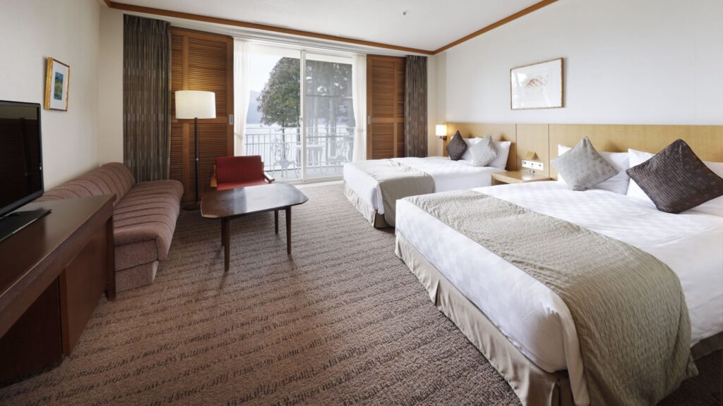 ザ プリンス 箱根芦ノ湖 本館 レイクビューツインルーム